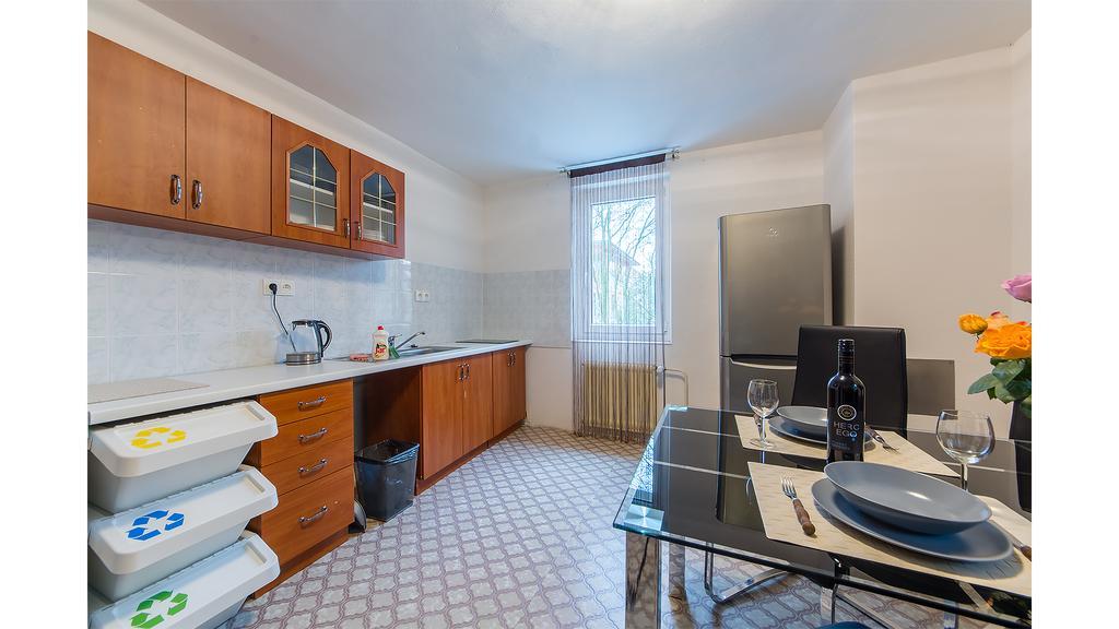 Apartmán Vrané Vrané nad Vltavou Exterior foto